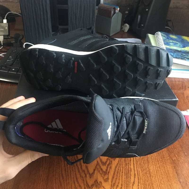 Треккинговые кроссовки Кроссовки Adidas KANADIA Gore-Tex 40,5