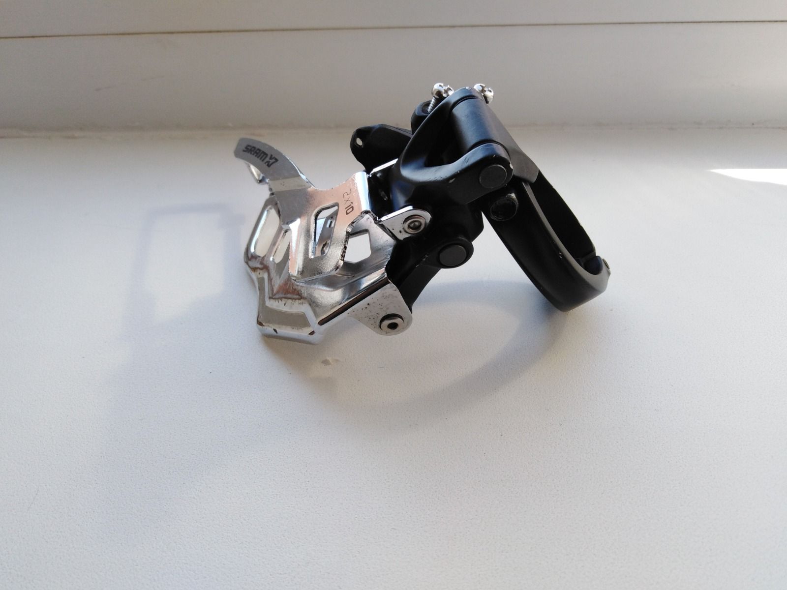 Передний переключатель Sram x7
