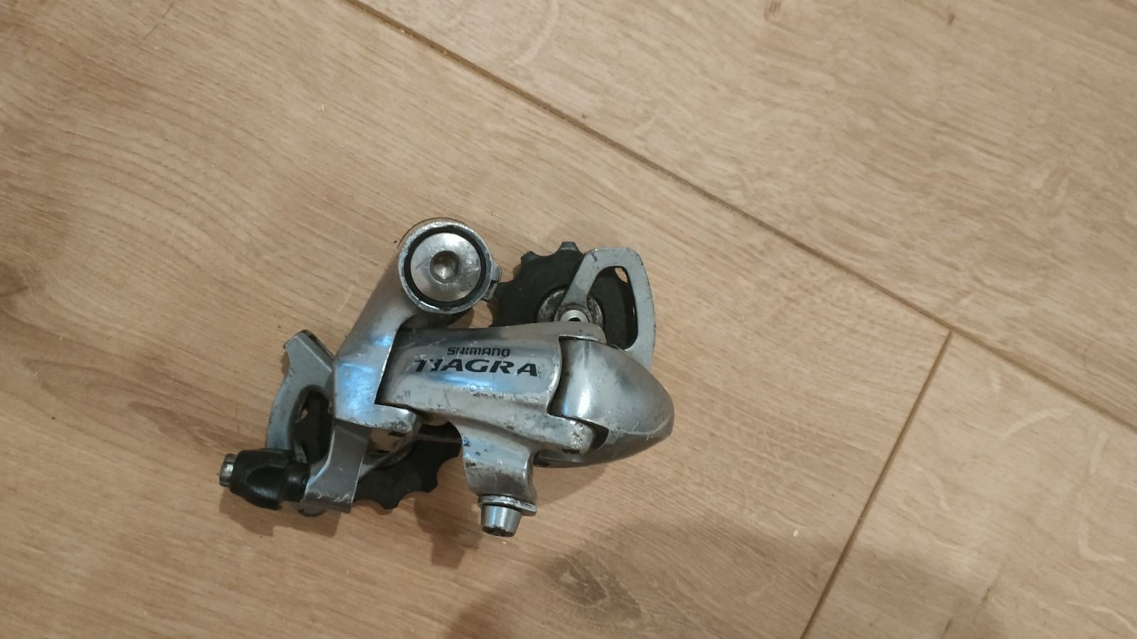 Новые переклюки Ultegra, Б/у переклюк tiagra, шатуны, педали, цепь