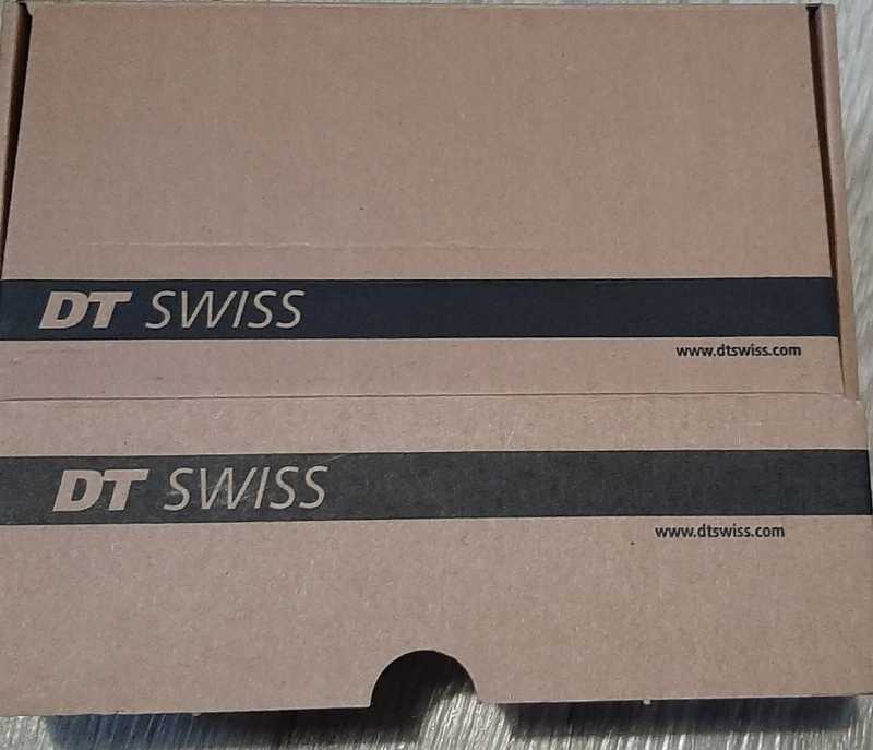 Втулка передняя DT SWISS 350 5x100 32отв новая