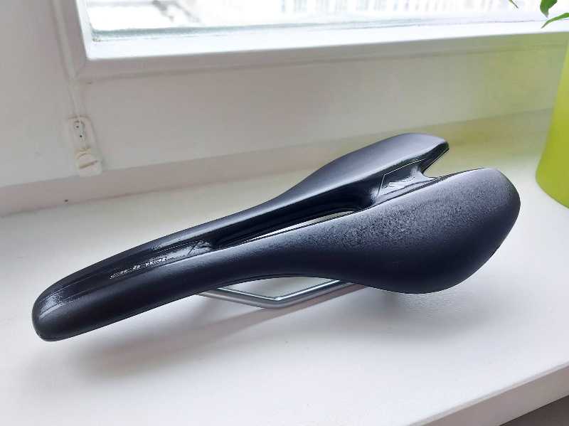 Седло Specialized Toupe Expert Gel 135mm