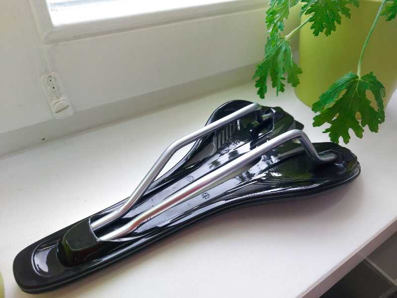 Седло Specialized Toupe Expert Gel 135mm