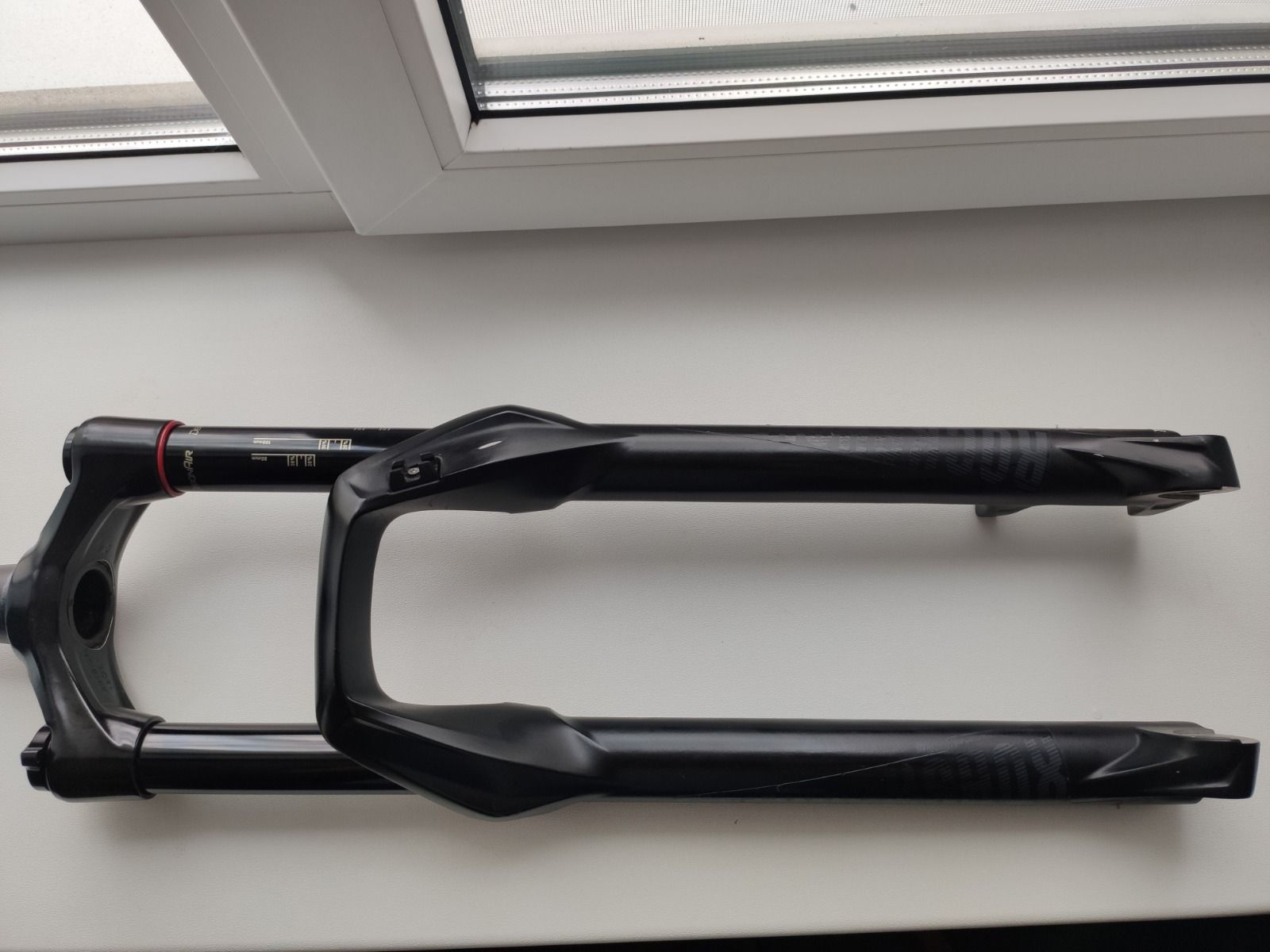 Вилка Rock Shox Sektor rl 27,5 offset 46 150mm 2019