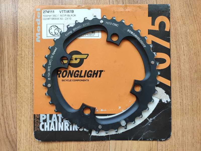 Звезда Stronglight 104mm 38T 2x10