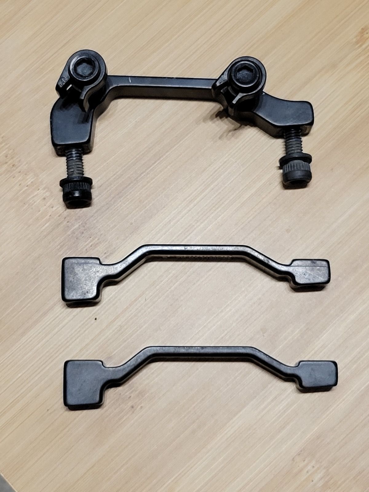 Адаптеры тормозные Shimano