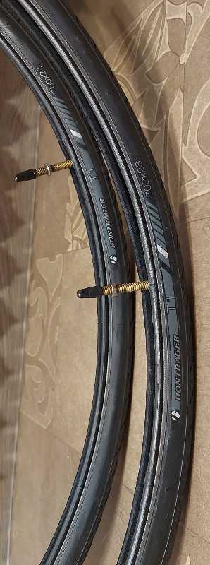 Велопокрышка BONTRAGER T1 700×23С с кам. CST 2 шт.