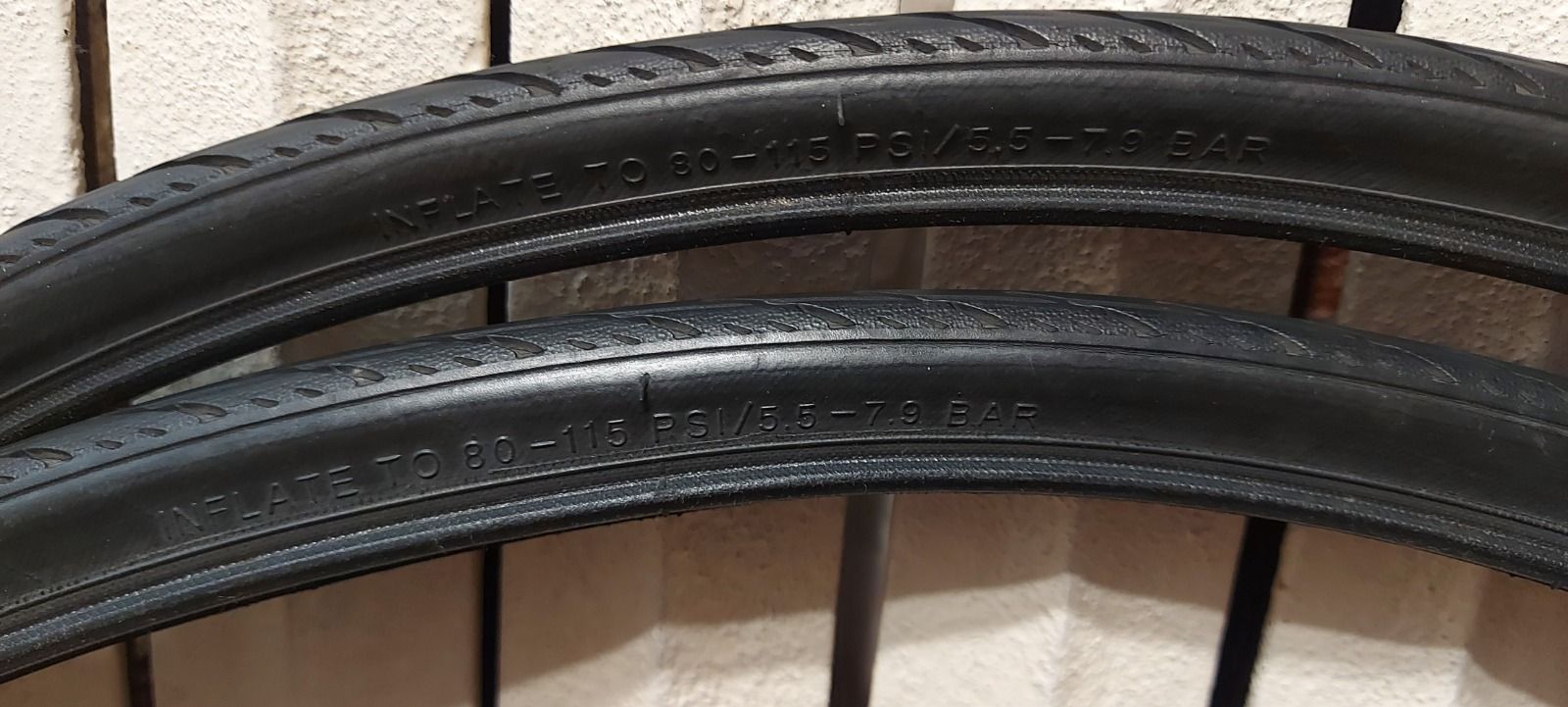 Велопокрышка BONTRAGER T1 700×23С с кам. CST 2 шт.
