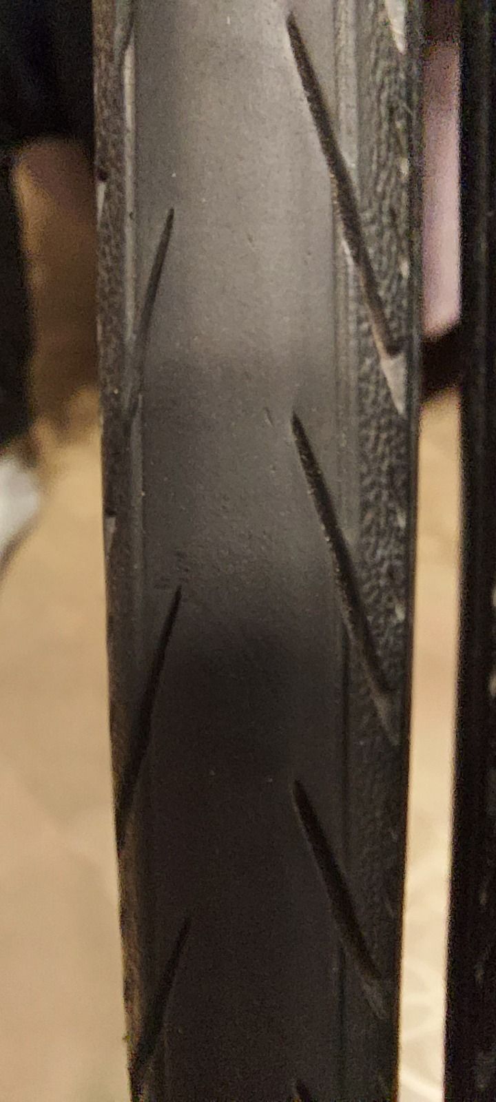 Велопокрышка BONTRAGER T1 700×23С с кам. CST 2 шт.