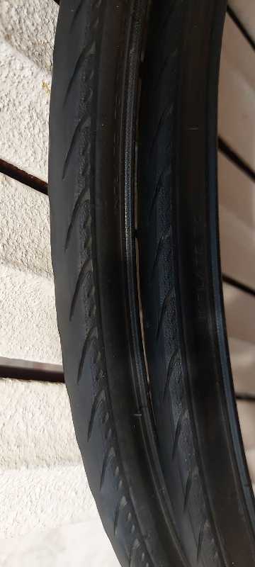 Велопокрышка BONTRAGER T1 700×23С с кам. CST 2 шт.