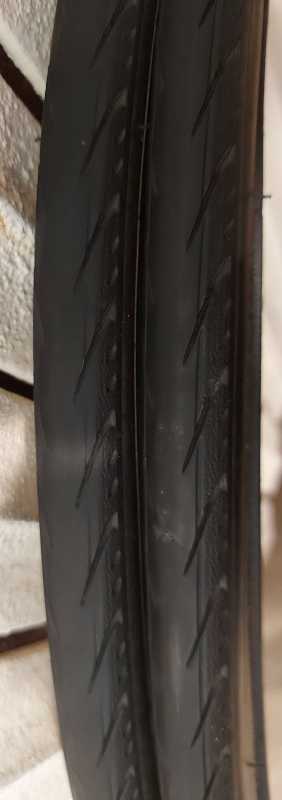 Велопокрышка BONTRAGER T1 700×23С с кам. CST 2 шт.