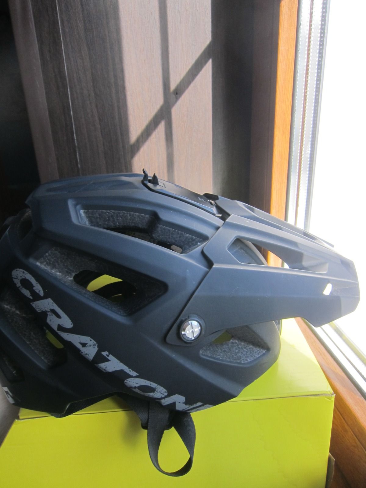 шкарлупка Cratoni alltrack