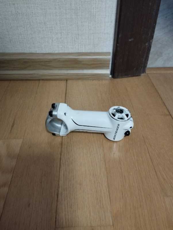 Вынос Bontradger 90mm 1/1,8