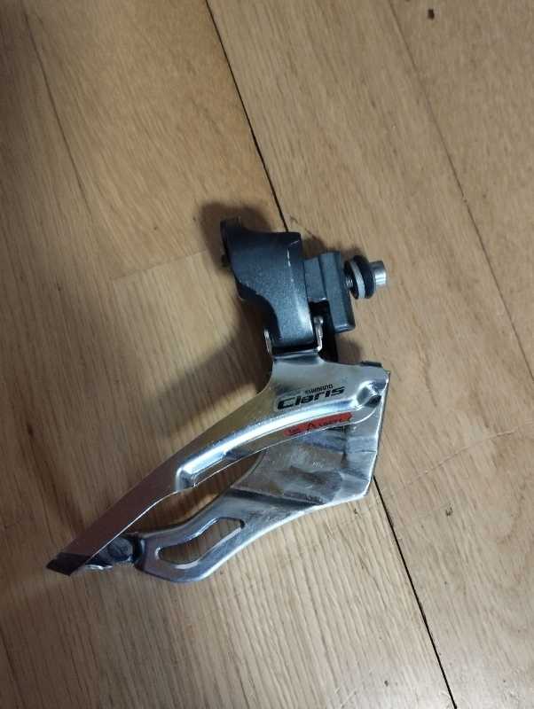 Передний переклюк 2х Shimano Claris 2300