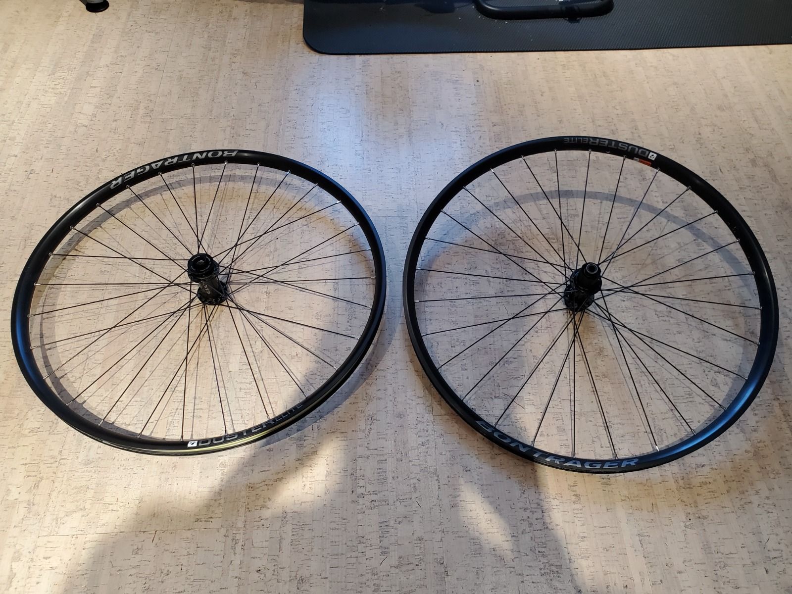 Колёса Bontrager Duster Elite 29 Tubeless Ready  Boost