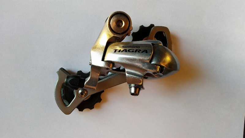 Задний переключатель Shimano RD-4500