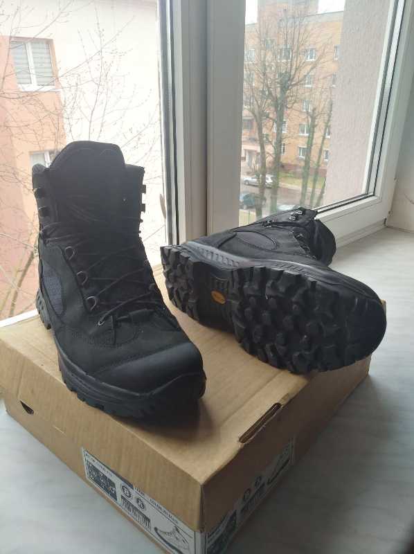 Треккинговые ботинки Hanwag Banks II GTX
