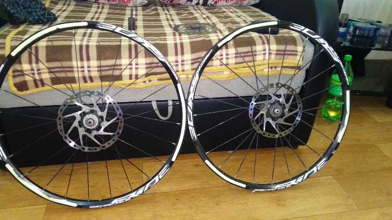 mavic cross ride + shimano sm-rt64M 180