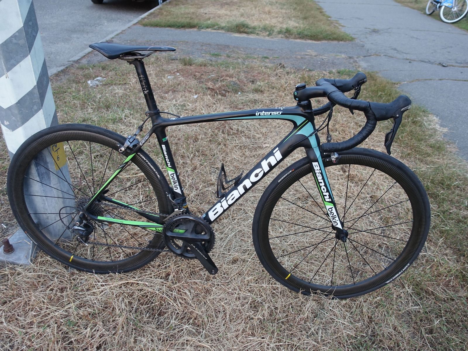Bianchi Intenso шоссейный велосипед