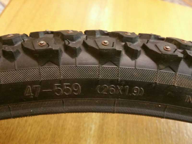 Шипованная Suomi Tyres Winter W240 26