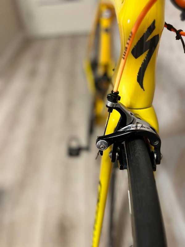 Шоссейный велосипед specialized