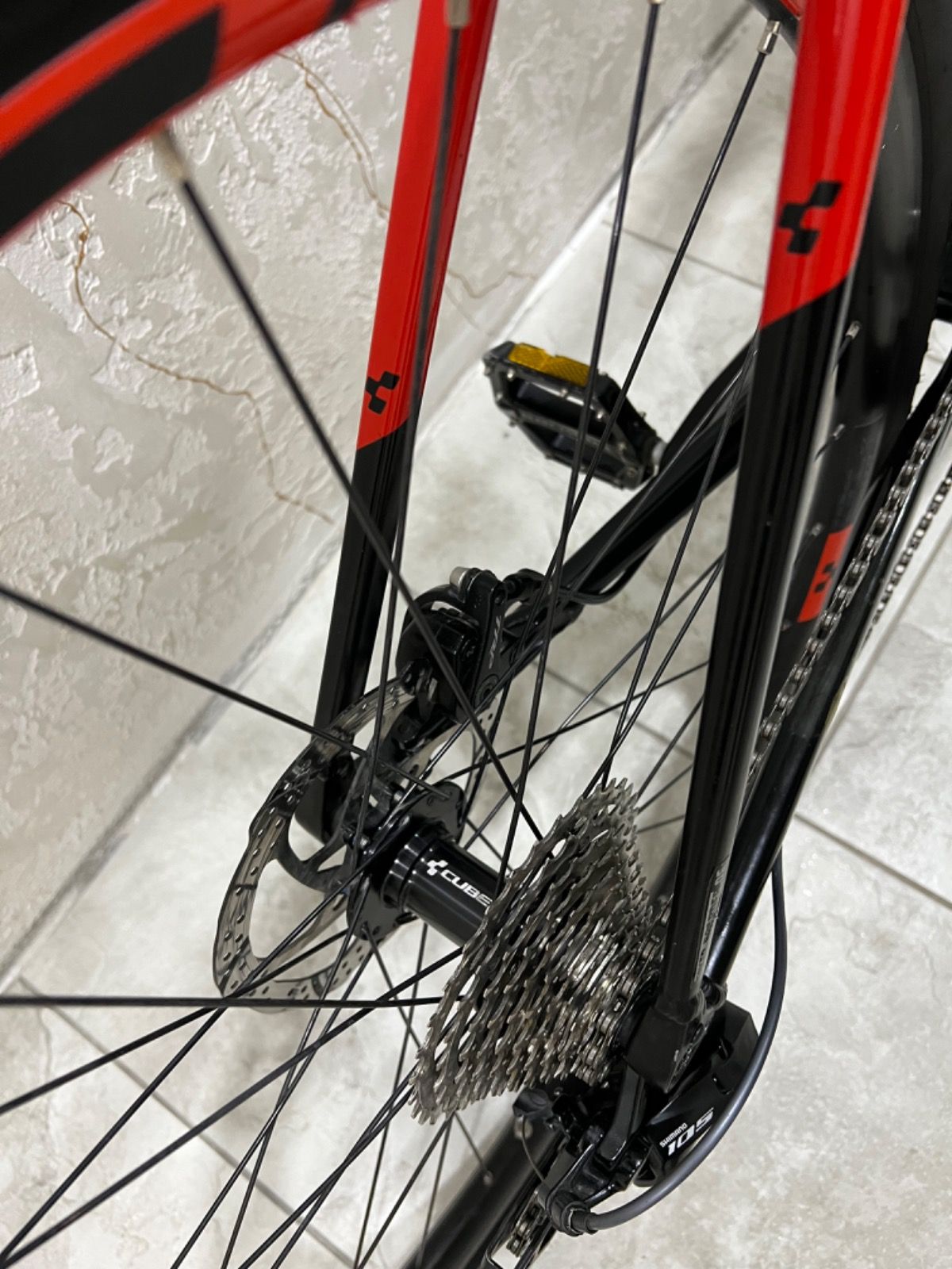 Cube Cross Race