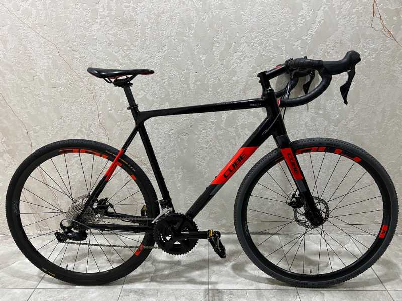 Cube Cross Race