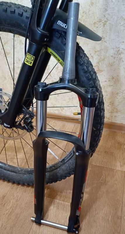SR Suntour XCM34 140mm 15x110 27.5+