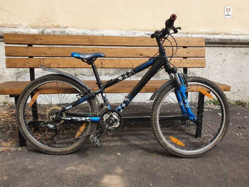 Подростковый велосипед Trek MT 60.