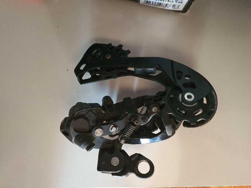 Shimano Di2 XT RD-M8050-GS