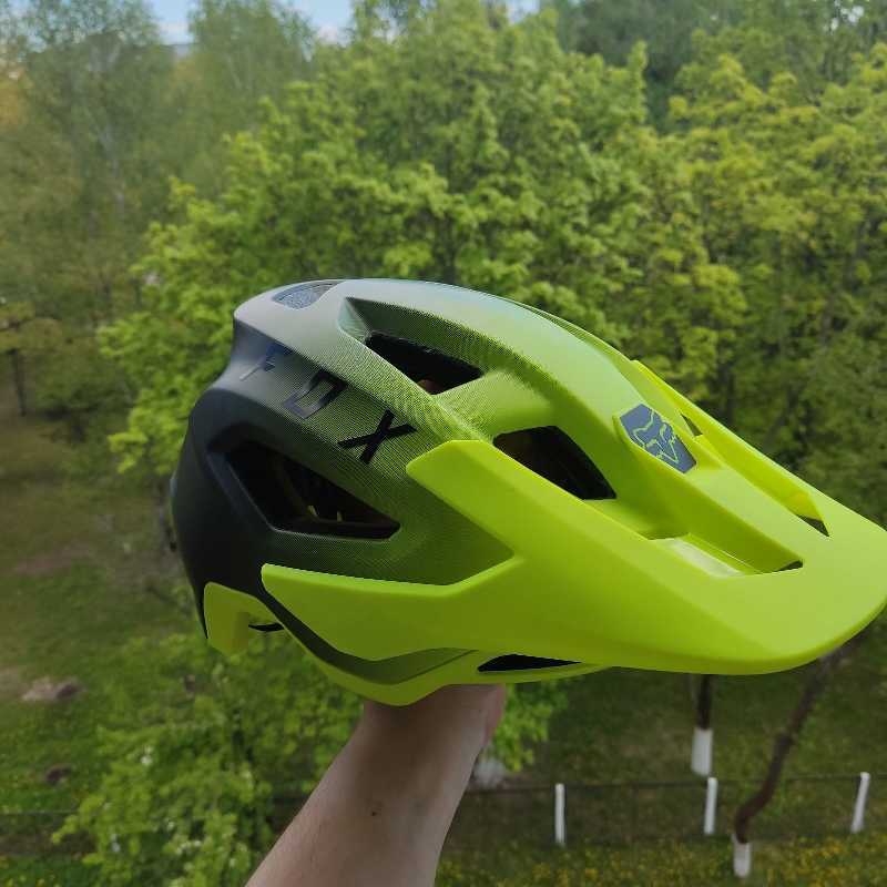 Велосипедный шлем Fox SpeedFrame L