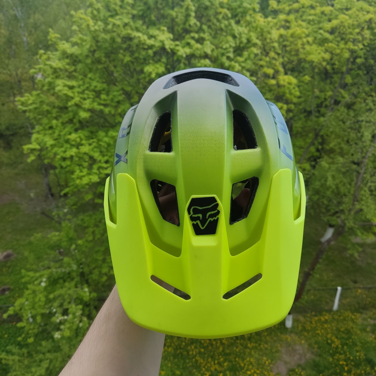 Велосипедный шлем Fox SpeedFrame L