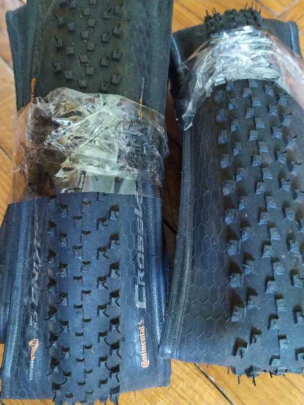 Покрышки Continental Cross King CX 35mm