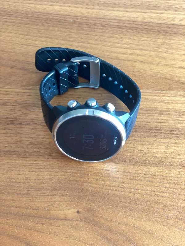 спортивные часы Suunto 9