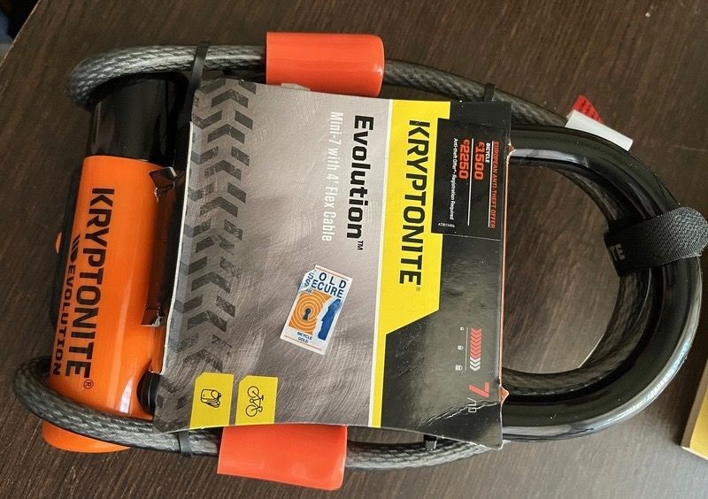 Велозамок Kryptonite U-lock Evolution Mini-7 с тросом