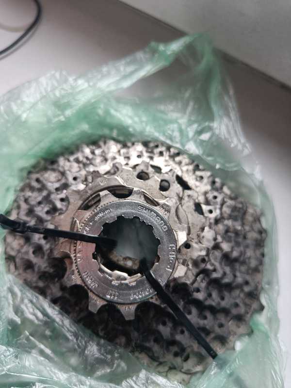 Кассета Shimano hg 400-9 бу