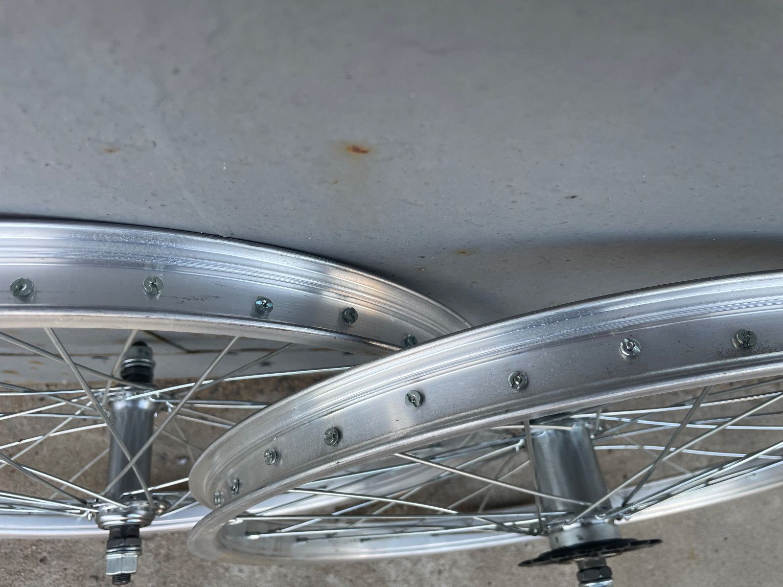 Колесо 20 дюймов, v-brake