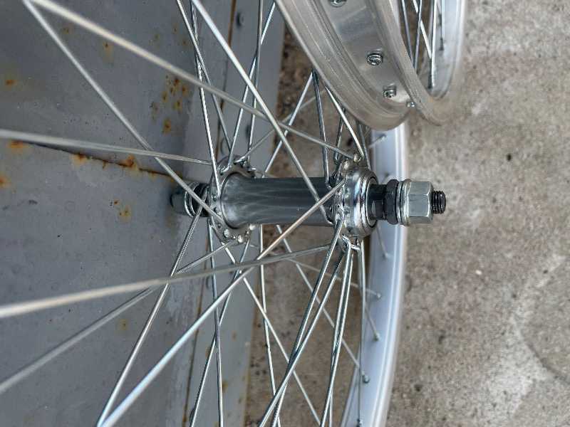 Колесо 20 дюймов, v-brake