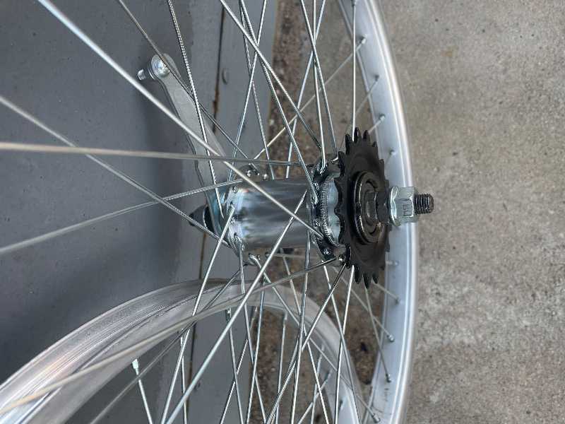 Колесо 20 дюймов, v-brake
