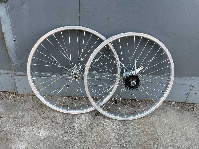 Колесо 20 дюймов, v-brake
