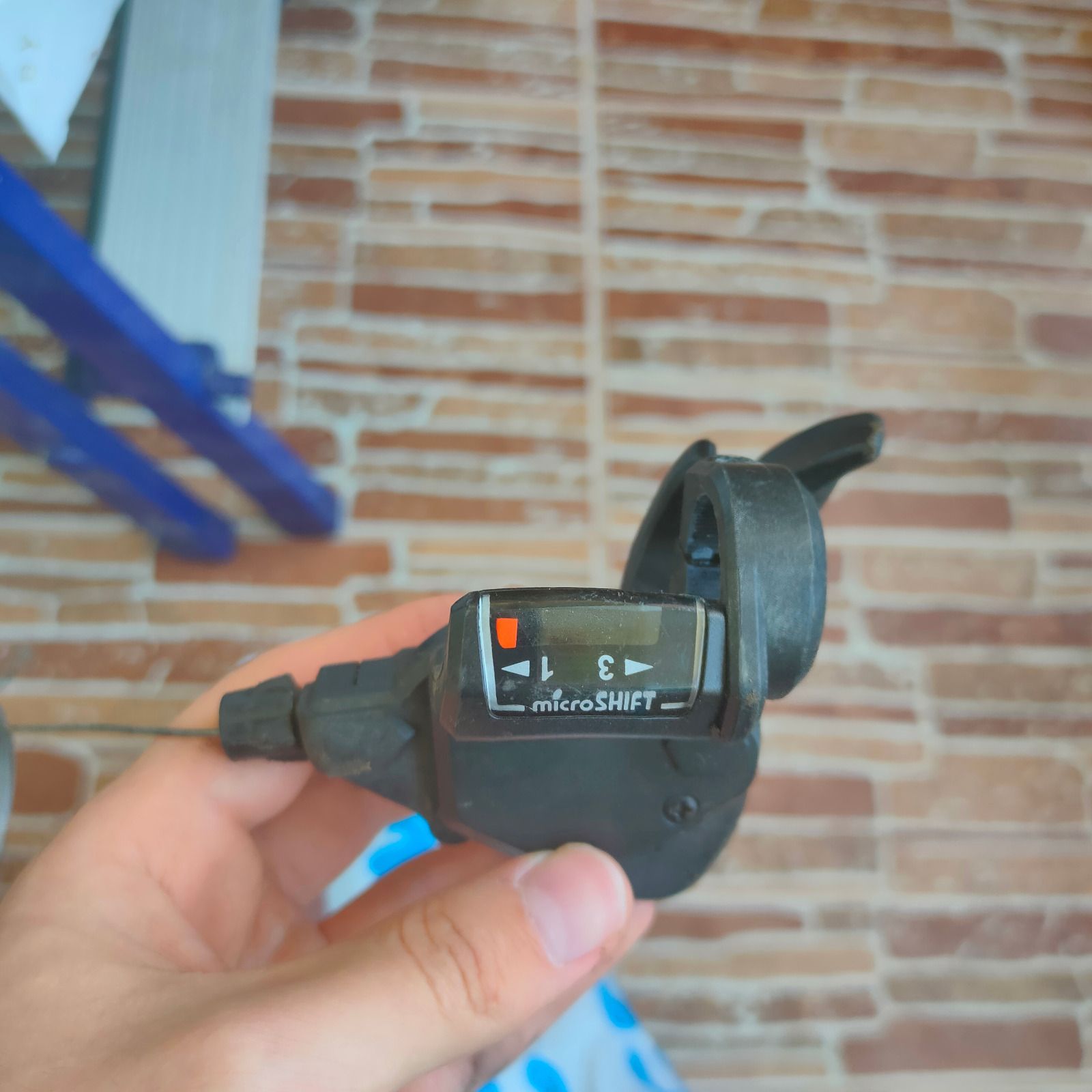 Шифтеры (манетки) MicroSHIFT 3x8
