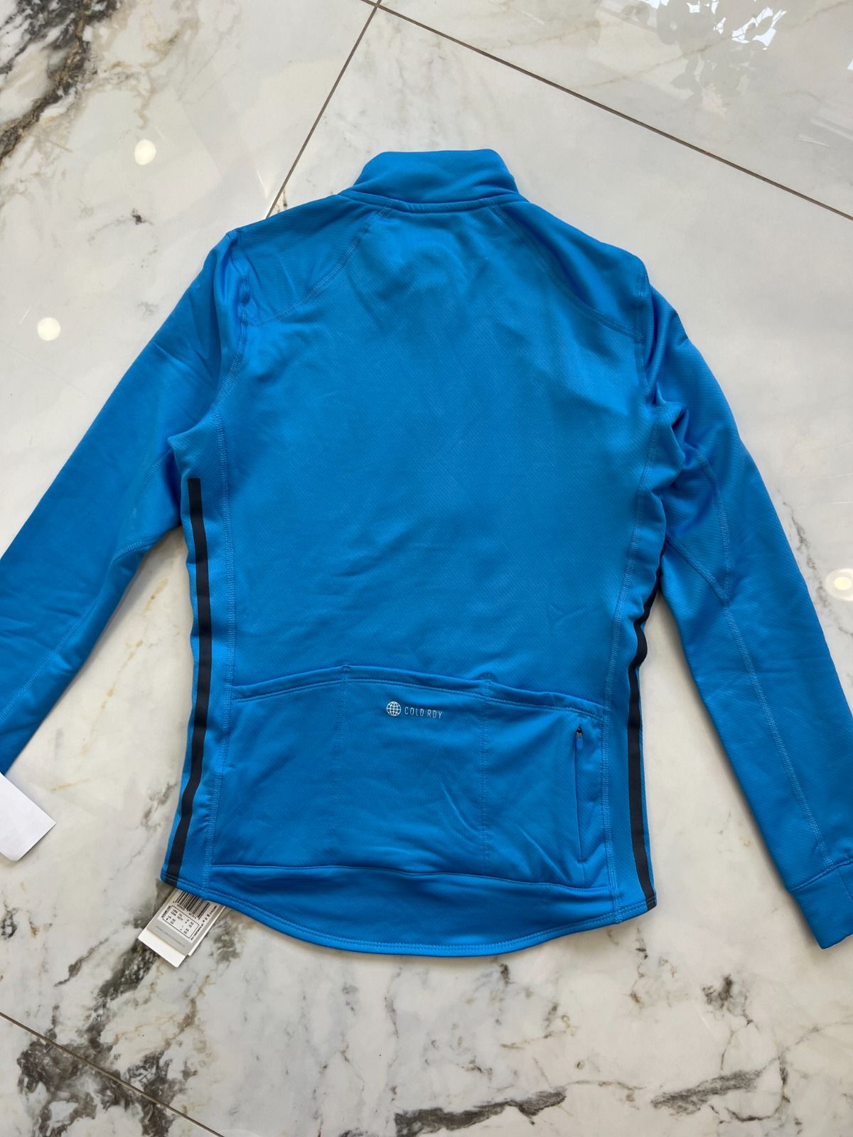 веломайку Adidas с длинным рукавом тёплую, размер S-XS