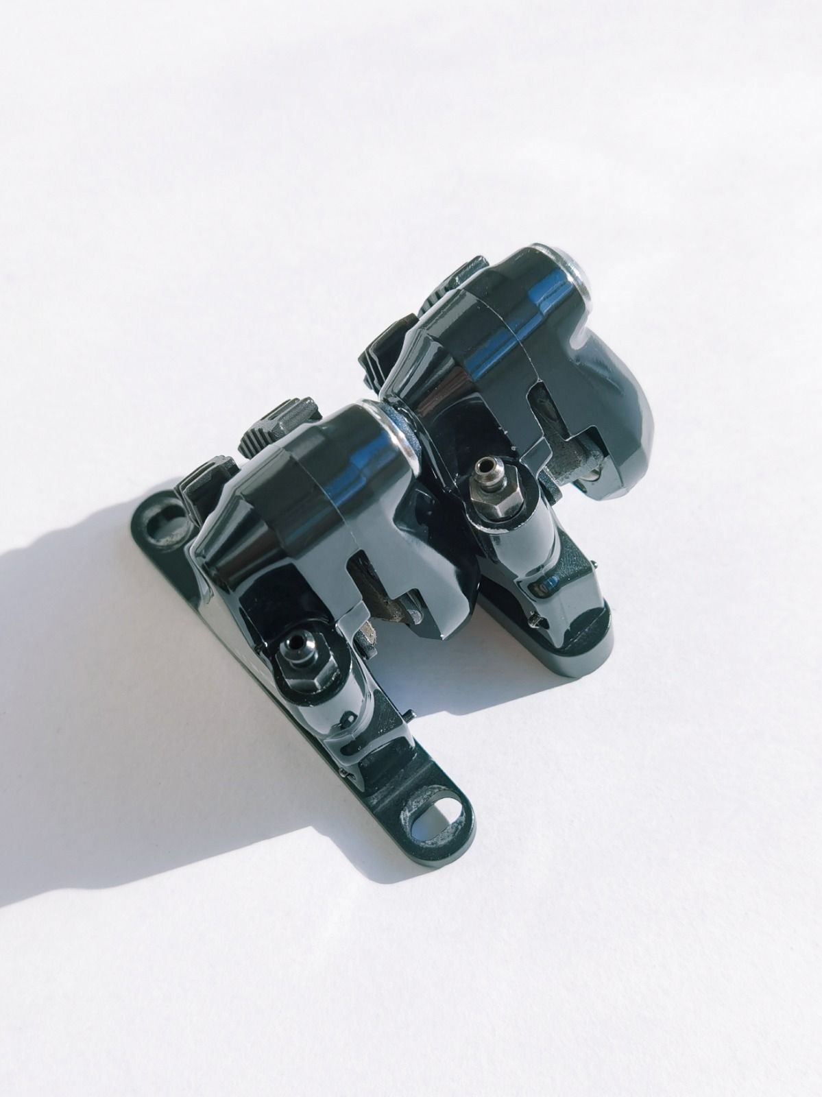 тормозные калиперы shimano 105 - BR-R7070