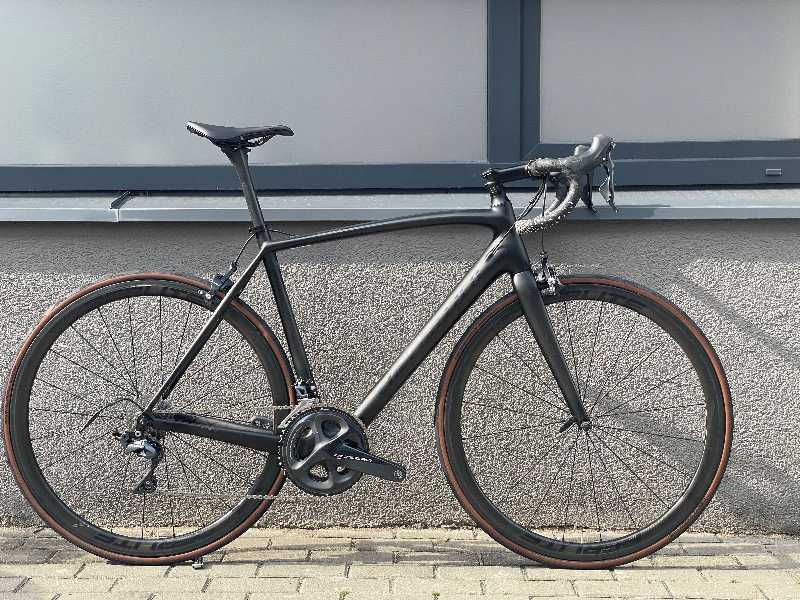 Фуллкарбо шоссер Specialized Tarmac SL4