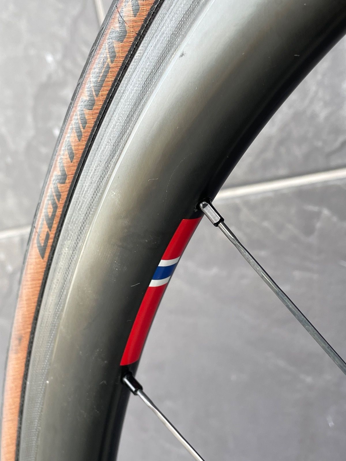 Фуллкарбо шоссер Specialized Tarmac SL4