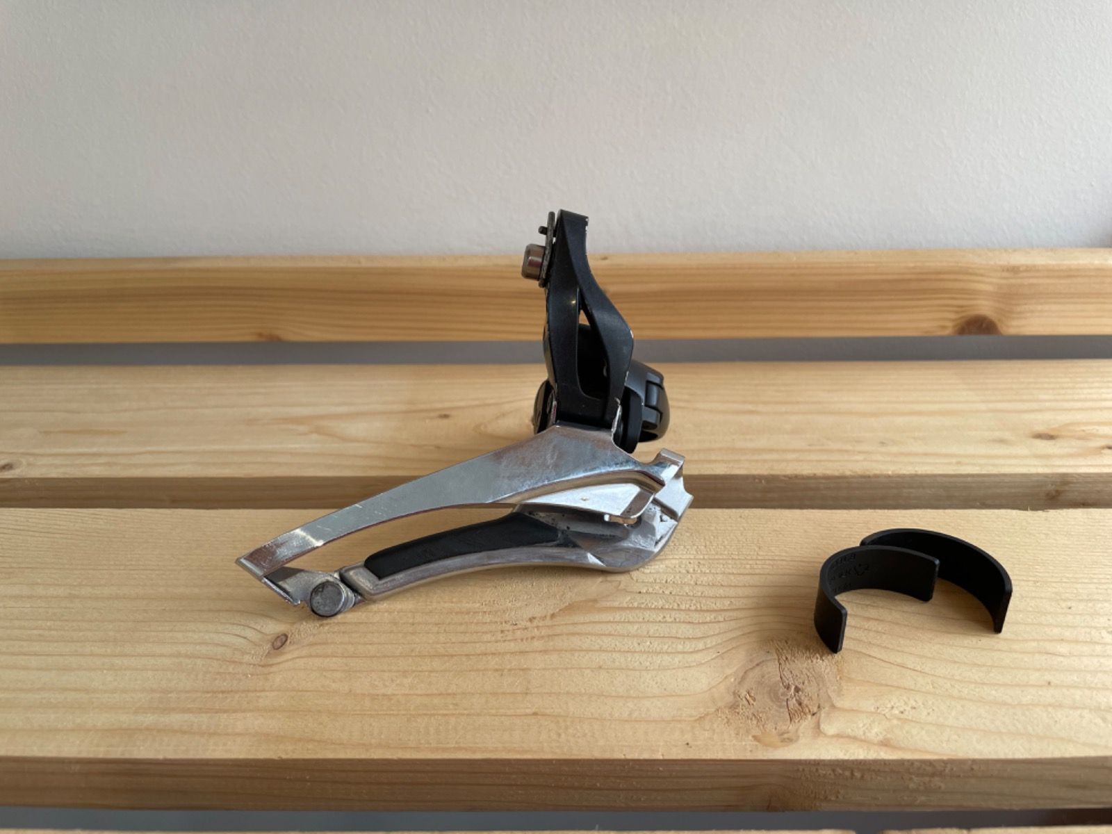 Переключатель Shimano Sora fd-r3000