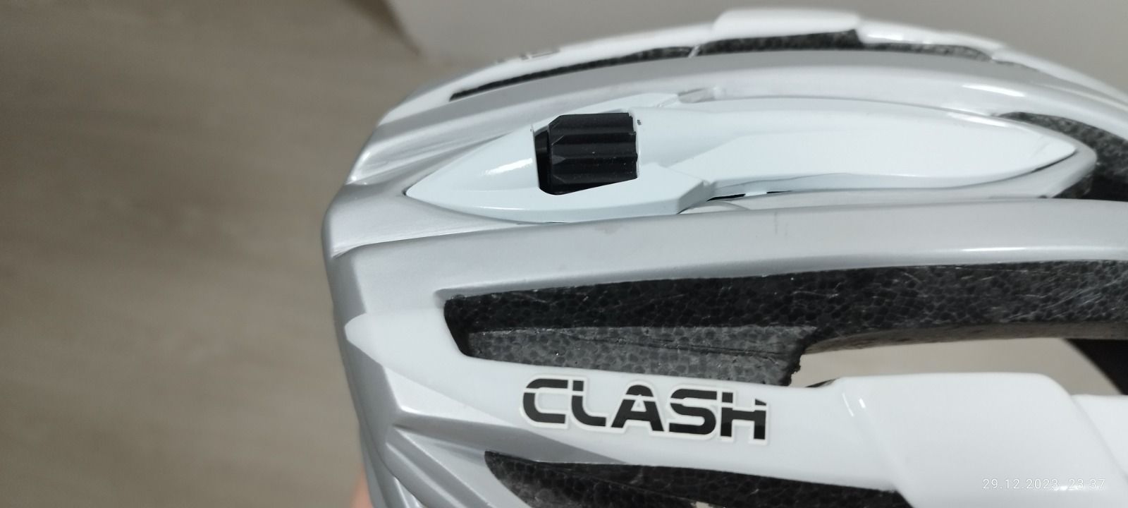 Шлем б.у. Lazer clash S~L