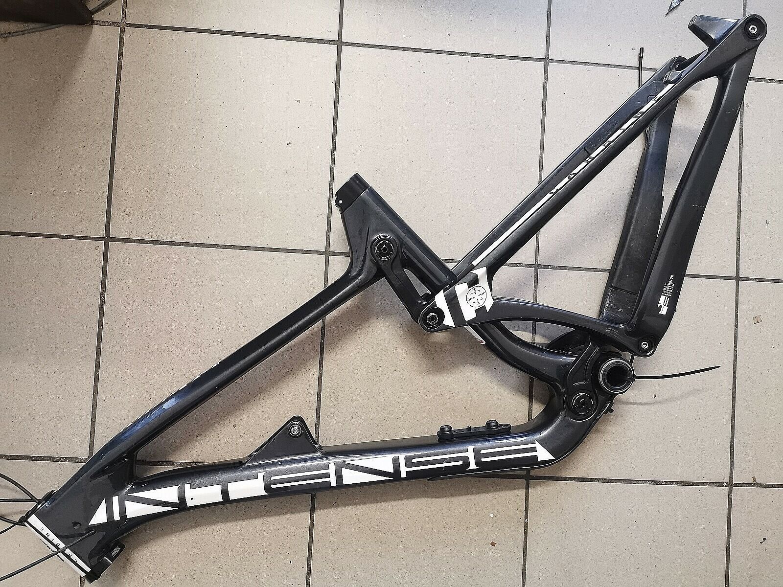 Рама Intense Carbine 29