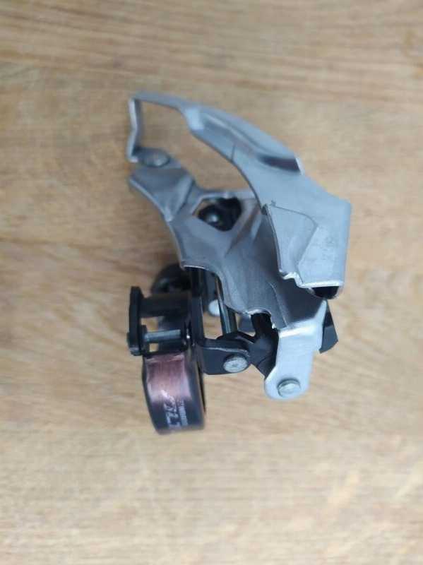 Shimano Altus FD-M370 передний переключатель