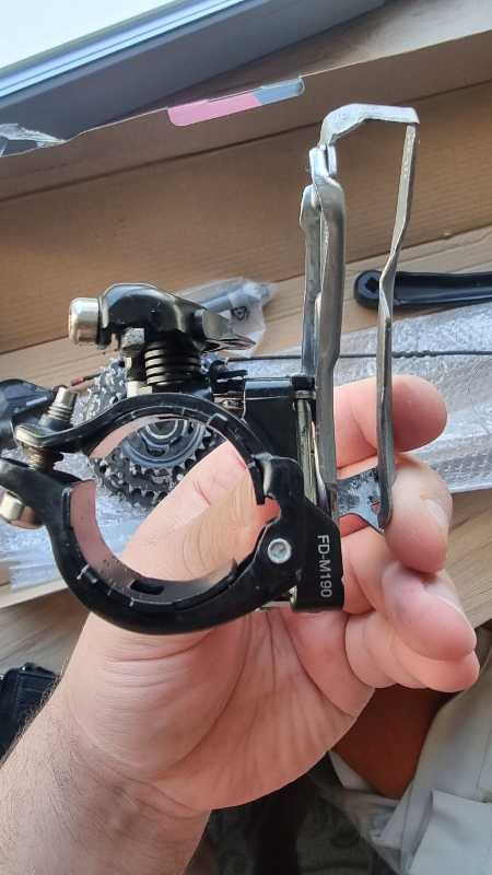 Манетка SL-M310 и переключатель FD-M190 Shimano.