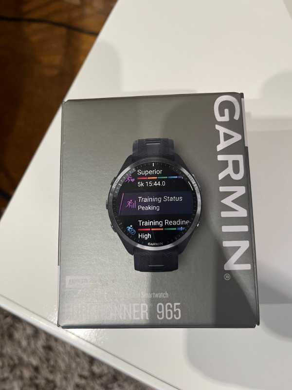 Часы Garmin Forerunner 965